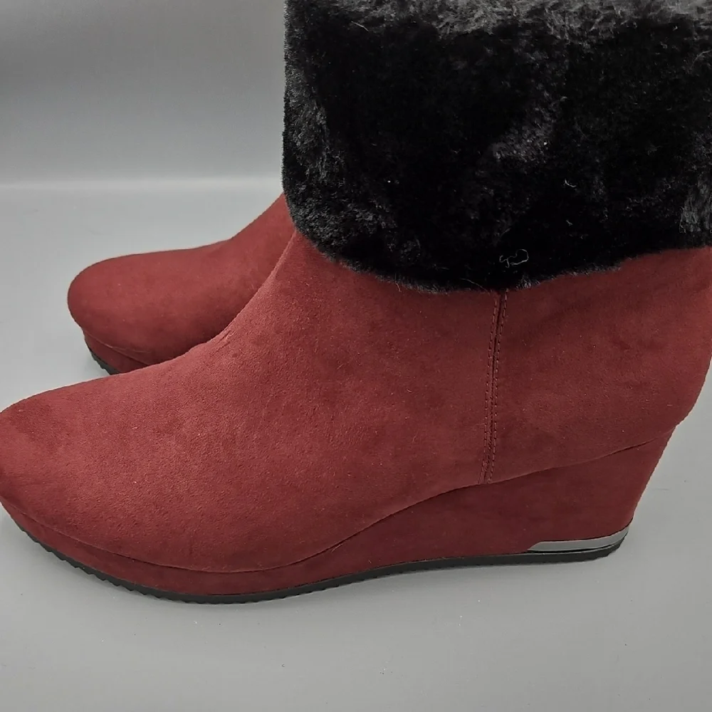 Dkny fun cranberry
